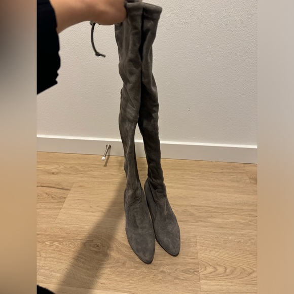 Boots - Picture 9 of 11